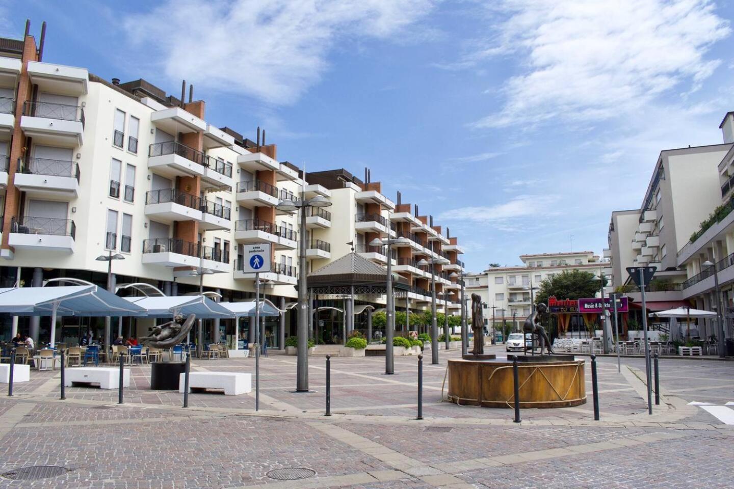 Marconi Deluxe Daire Lido di Jesolo Dış mekan fotoğraf